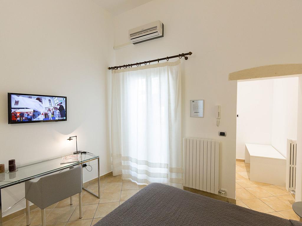 Nonna Jole Acomodação com café da manhã Lecce Exterior foto