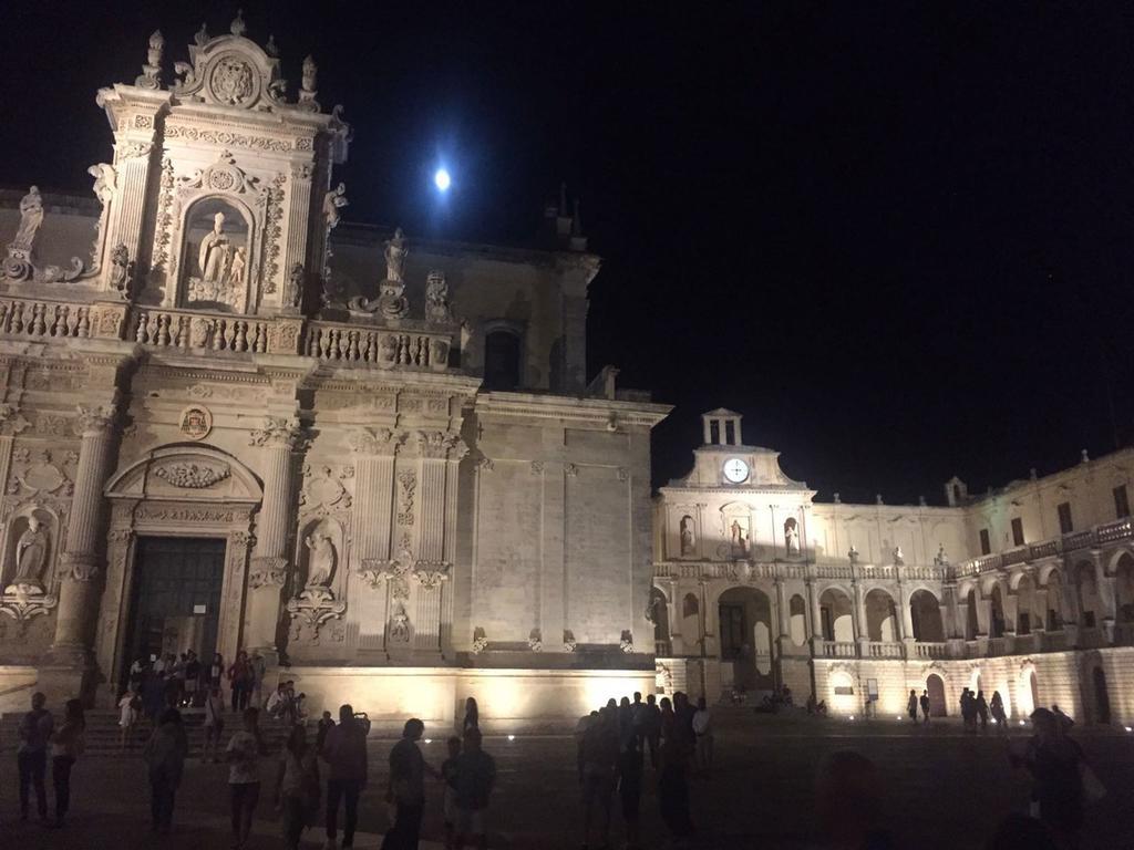 Nonna Jole Acomodação com café da manhã Lecce Exterior foto