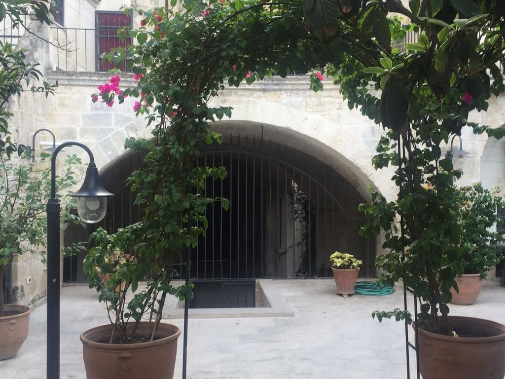 Nonna Jole Acomodação com café da manhã Lecce Exterior foto